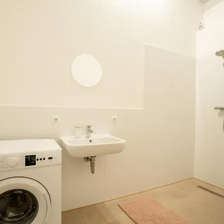 Urban Bis Zu 3 Personen * 不莱梅