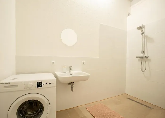 Urban Bis Zu 3 Personen * Bremen